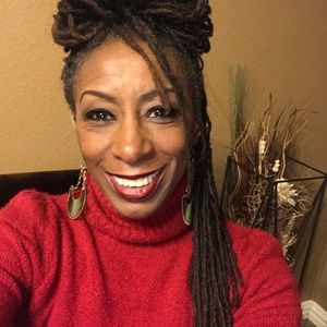 Meet your Posher, Rhonda